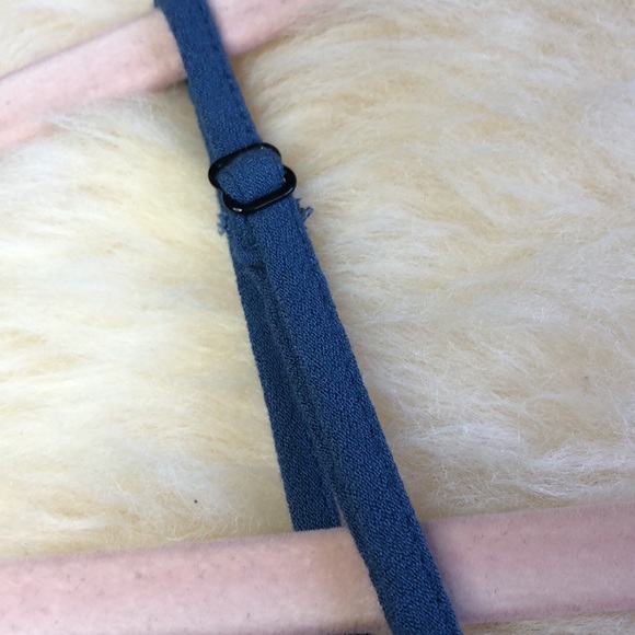 LULU’S blue ruffle copped tank. Size M - Picture 11 of 11